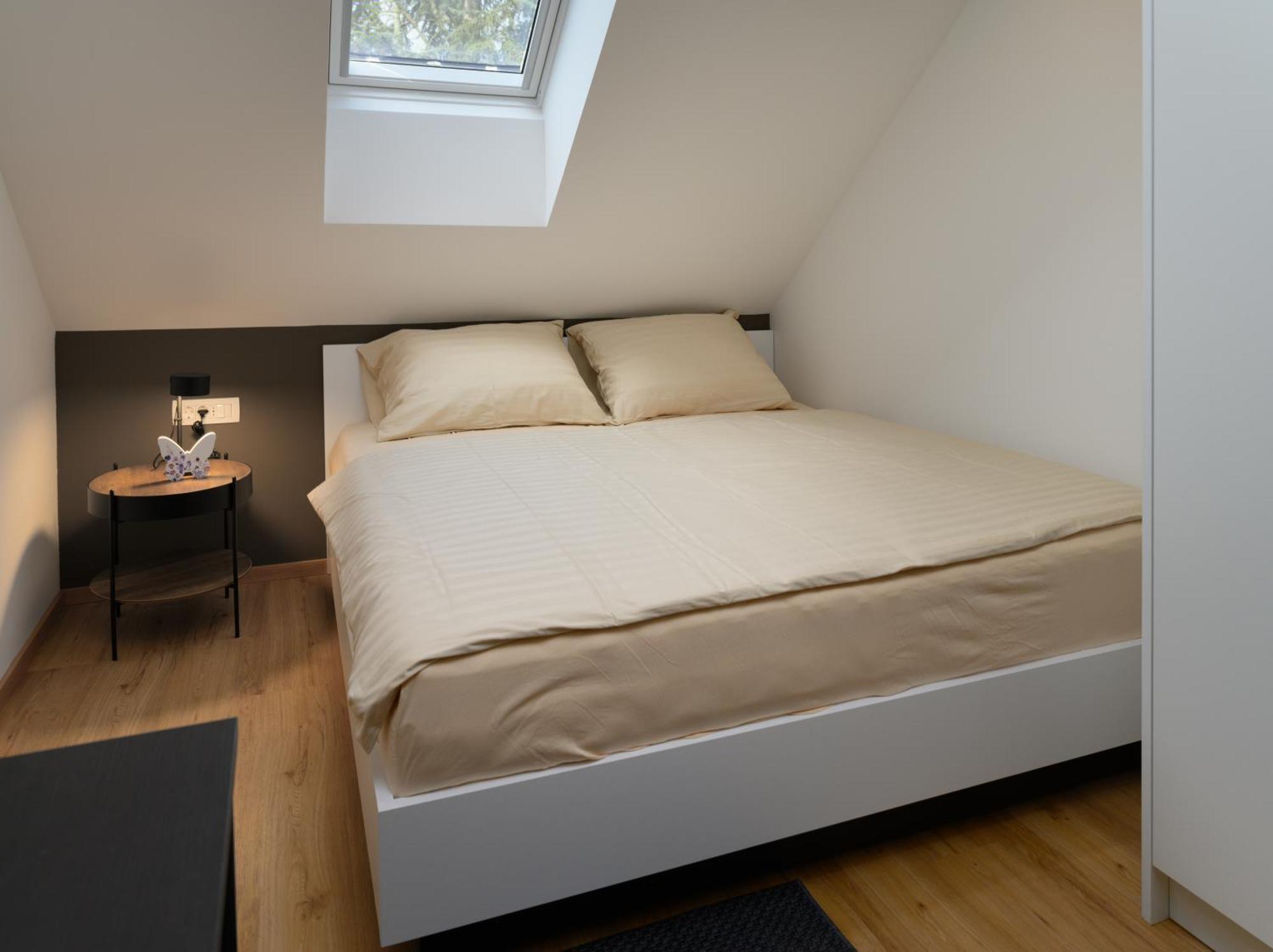 Lilija Apartments Trzin Extérieur photo